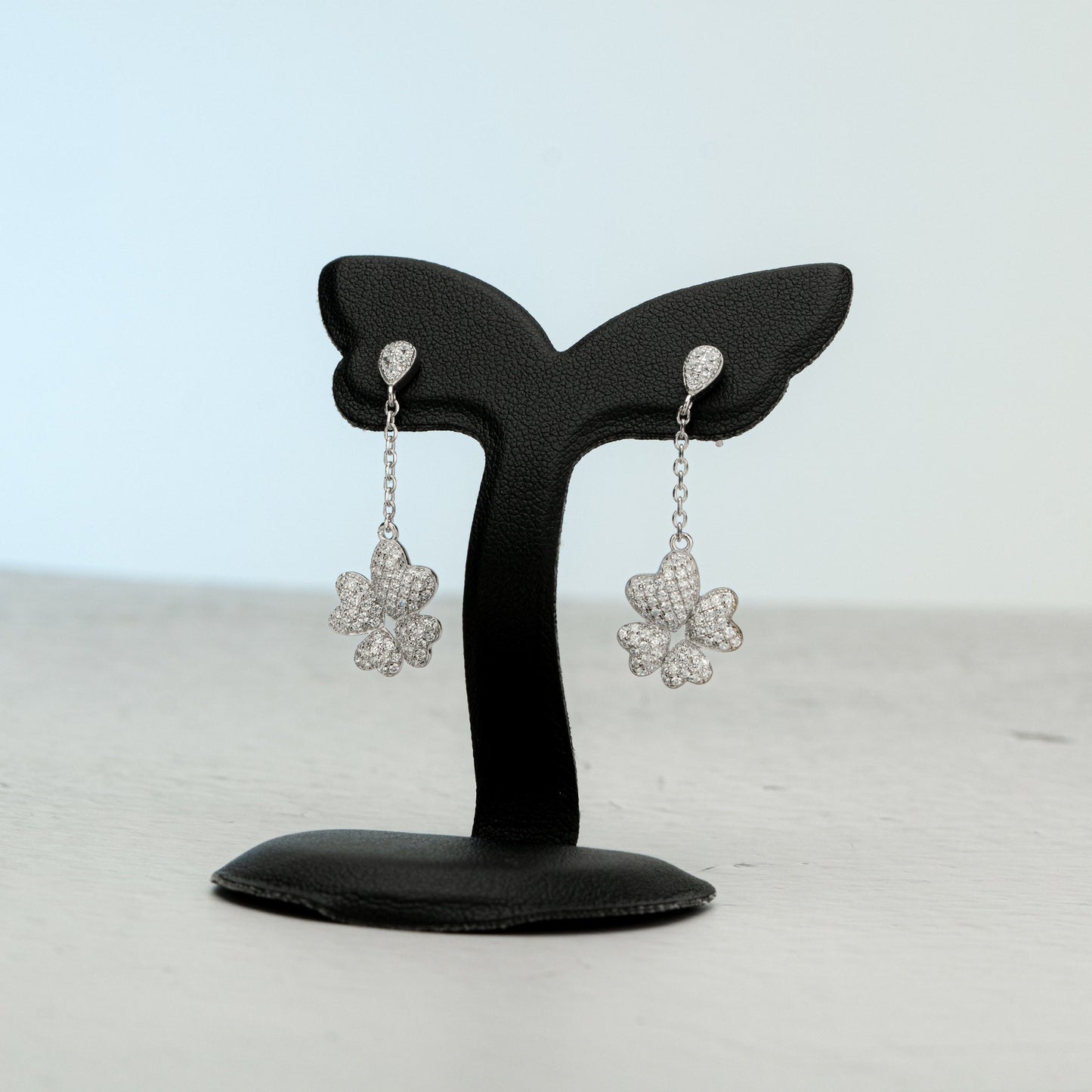 Heart Dangle Earrings - Heart Drop Earrings -Dainty Dangle Earrings- Heart Earring - Minimalist Earrings - Cute Earring -Valentines Day Gift