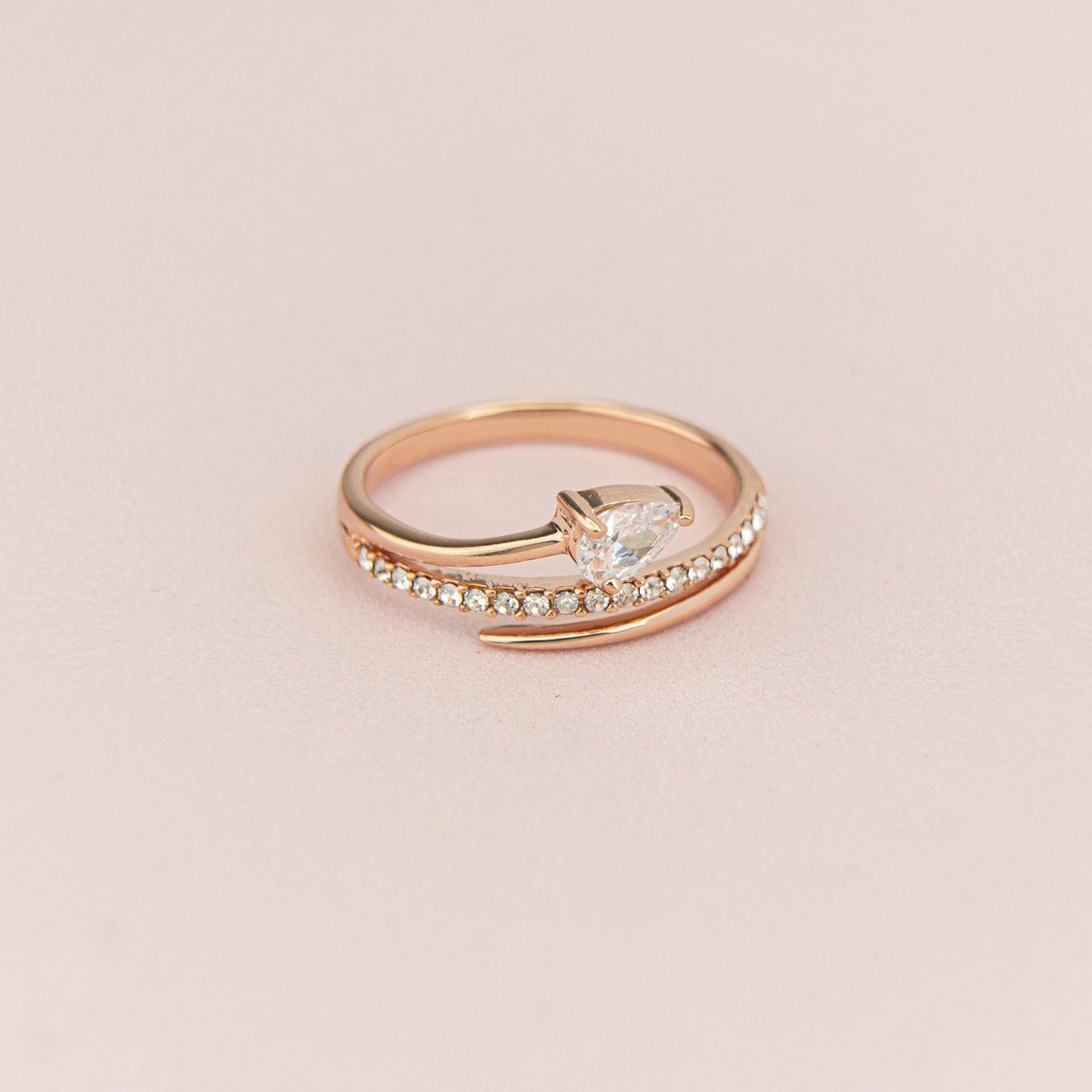 Rose Gold Spiral Ring, Pave Diamond Wrap around Ring, CZ Spiral Ring, Adjustable Ring, Stacking Ring, Coil Ring, Swirl Ring, Gift For Her