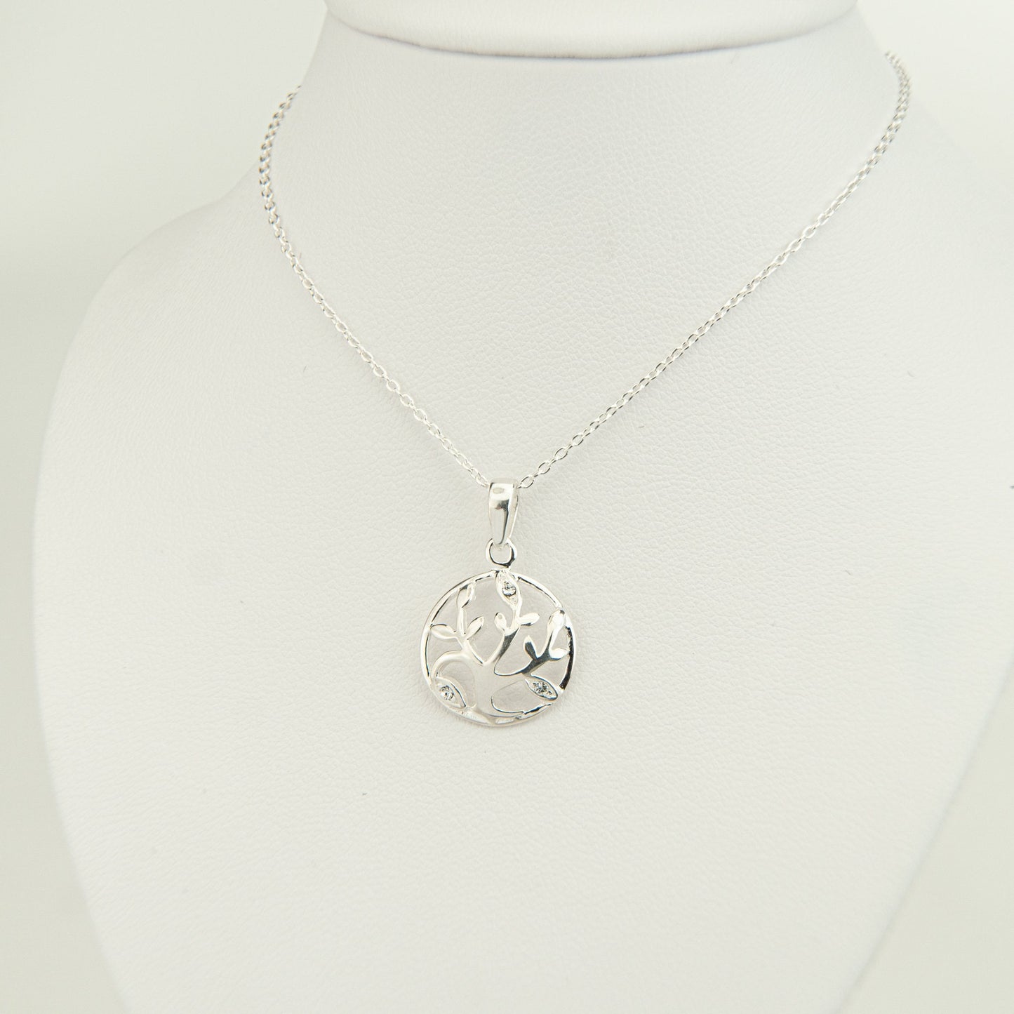 Tree of Life Necklace Silver, Family Tree Jewelry for Women and Men, Silver Pendant Dainty, Minimalist Necklace for Grandma, Gift for Her