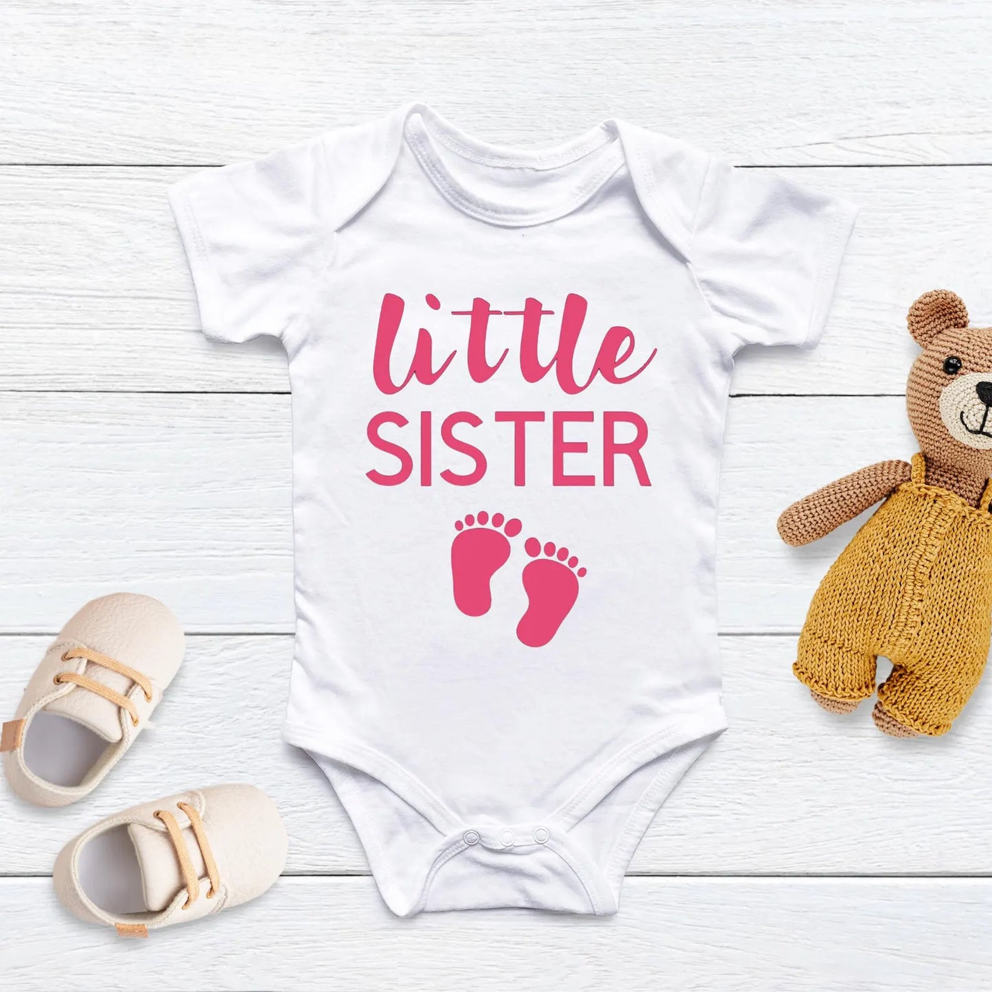 Little Sister Baby Onesie, Newborn Outfit, Cute Baby Bodysuit, Baby Shower Gift, Sibling Announcement, Adorable Baby Clothes, Infant Romper