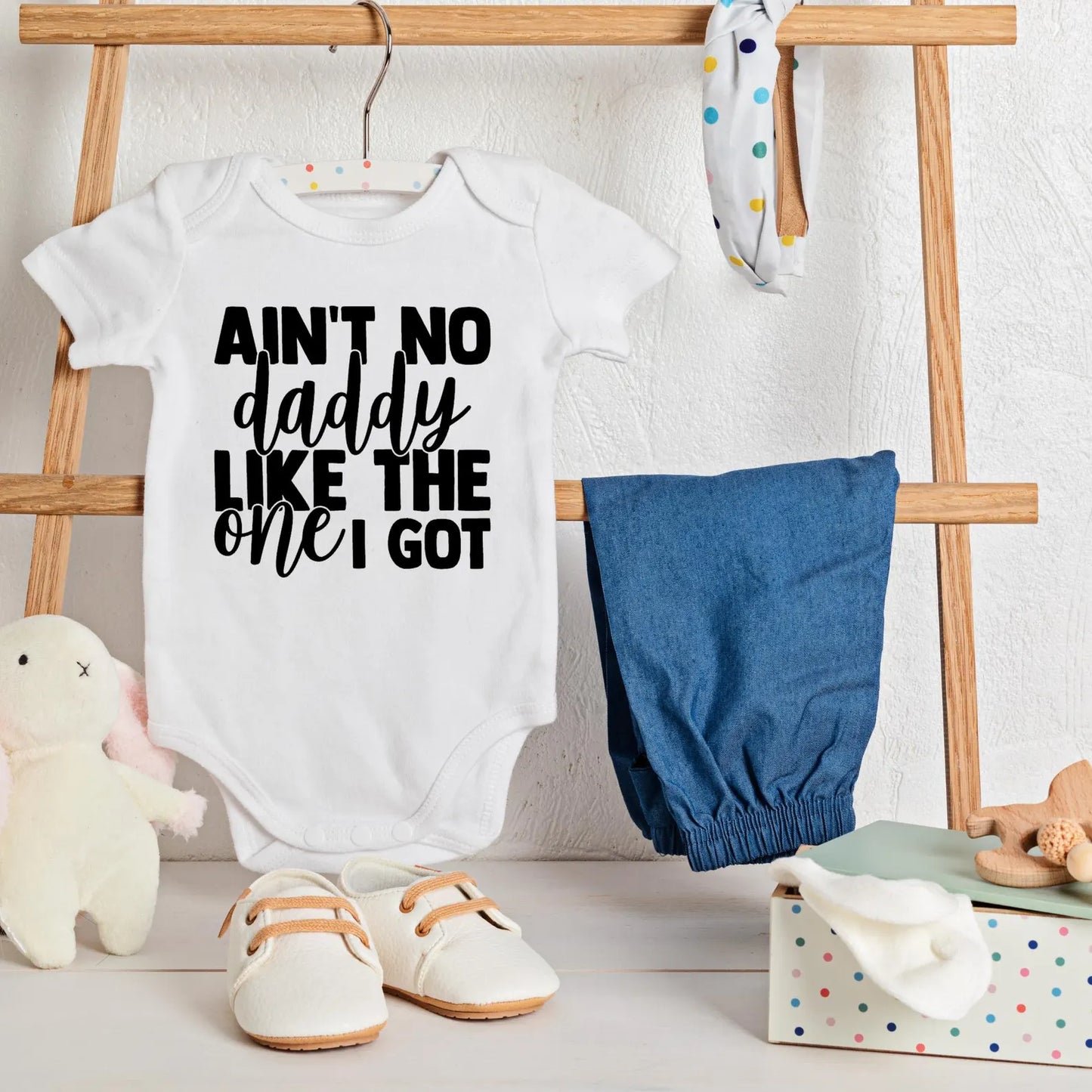 Daddy's Girl Baby Onesie, Daddy's Boy Baby Onesie, Cute Baby Outfit, Newborn Gift, Father's Day Baby, Infant Romper, Baby Shower Outfit