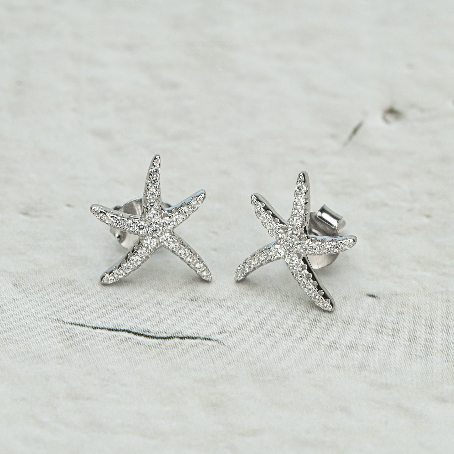 Starfish earrings, ocean earrings, gifts for her, marine jewelry, marine earrings, sister gifts, friend gifts, girl earrings, girl jewelry