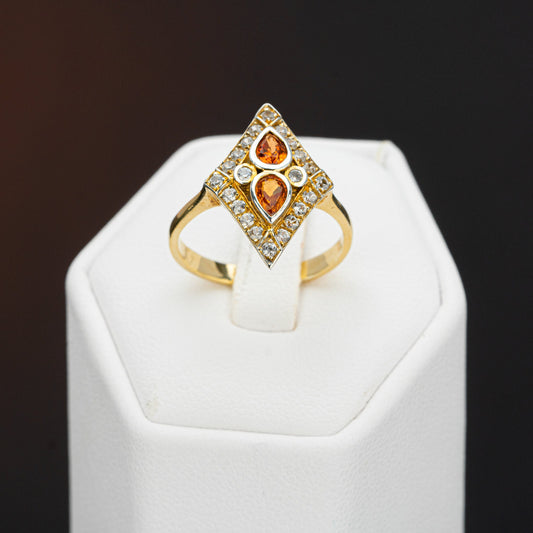 Orange Sapphire Ring, Triangle Gold Ring, Sapphire Engagement Ring, Unique Cut Gemstone, O.60 ct Orange Stone, Promise Ring, For Mom Ring