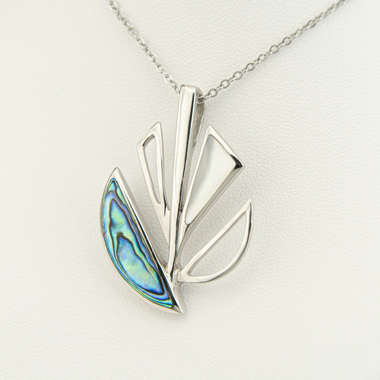 Natural Abalone and Mother of Pearl Pendant, Shell Material, Geometric Pendant Necklace, Fashionable, Handmade Lady Necklace