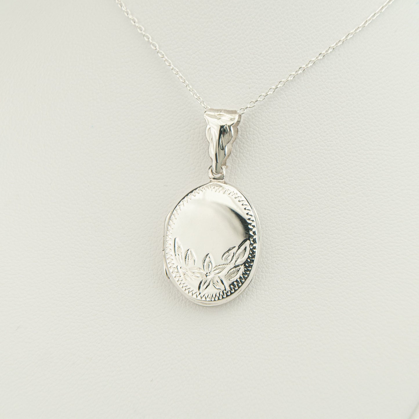 925 Silver Floral Photo Locket Pendant, Locket Necklace, Photo Necklace, Gift for Mom, Gift for Her, Handmade Jewelry, Wife Anniversary Gift