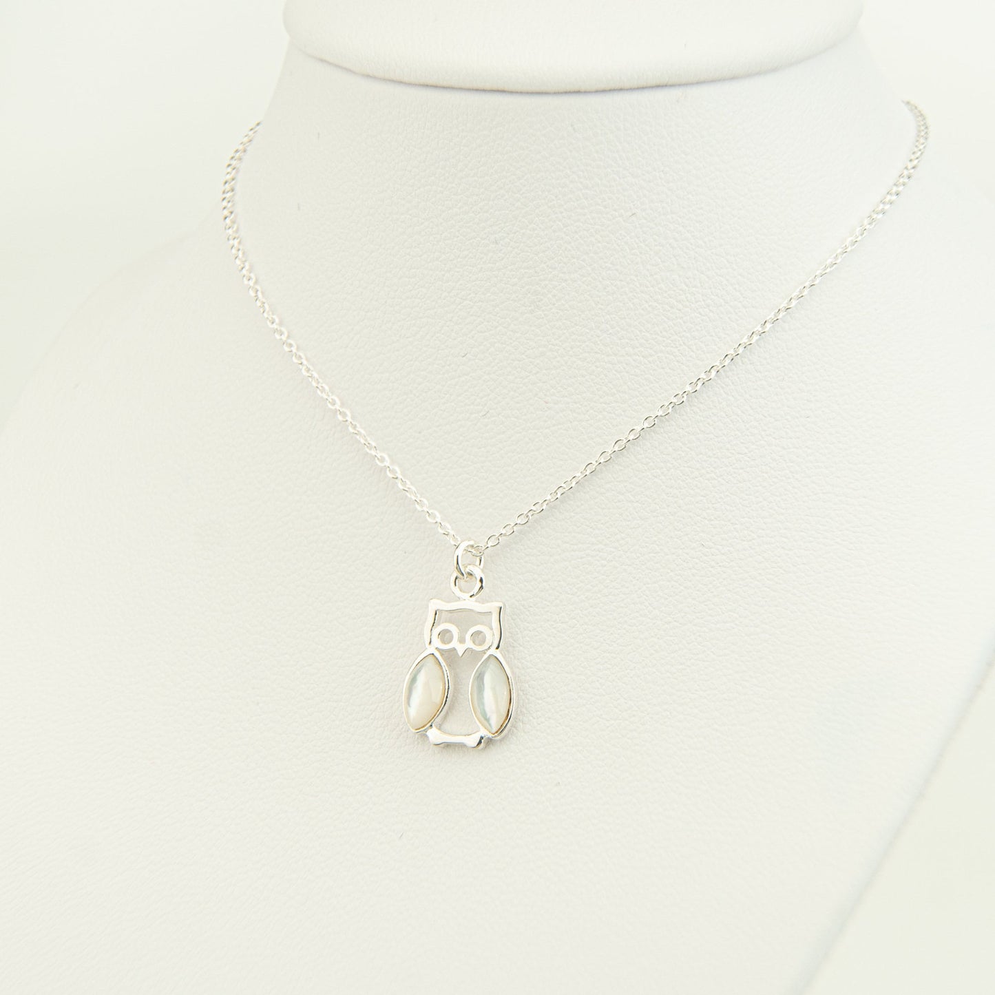 White Pearl Owl Necklace, Owl Pendant, Animal Lover Jewelry, Dainty Necklace, Christmas Gift, Gift for Her, Jewelry for Women