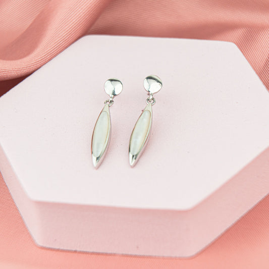 Mother of Pearl Earrings, Genuine Pearl Earrings, Dangle Earrings Handmade Earrings, Drop Earrings, Gift for her, Anniversary Gift