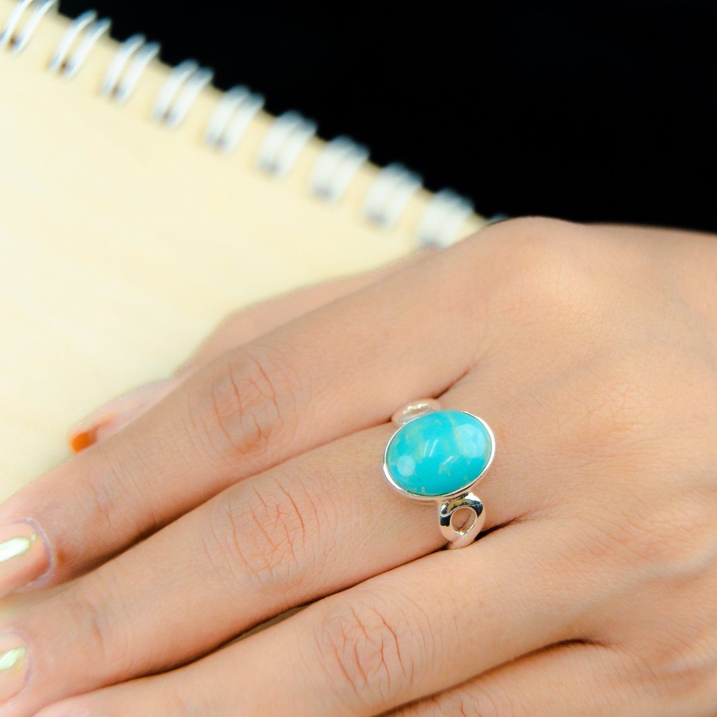 Vintage round Synthetic Turquoise stone Sterling Silver 925 Ring, Vintage Sterling Silver Synthetic Turquoise Cabochon Statement Ring