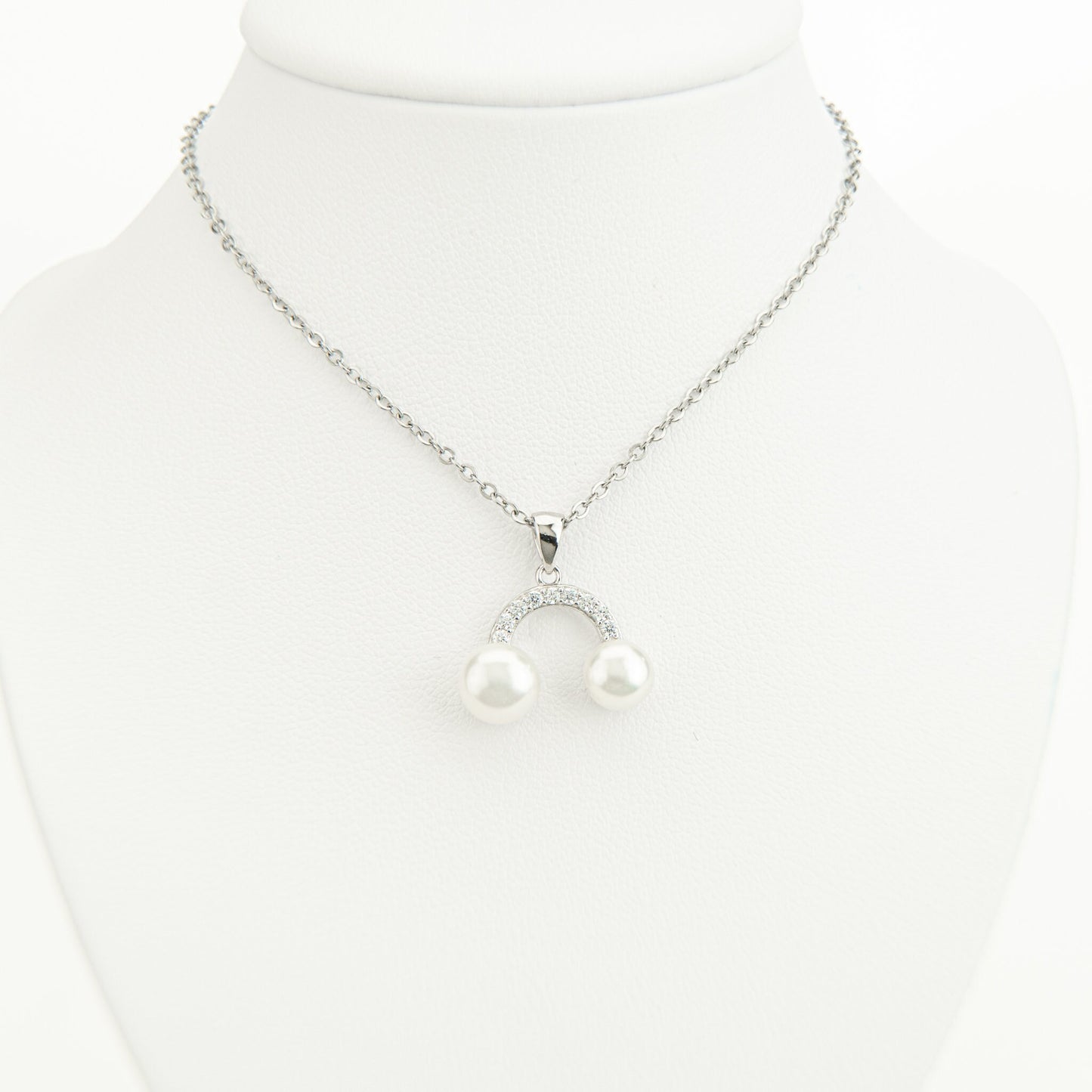 Mother of Pearl Horseshoe Charm, Pearl Necklace, Horseshoe Pearl Necklace, Pearl Pendant, CZ Pendant, Shiny Horseshoe Pendant